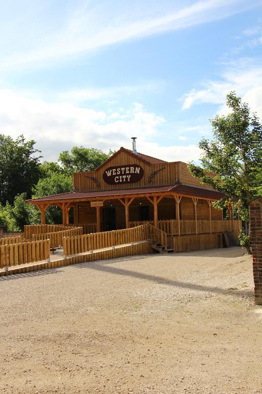 Western City Troyes Barberey-Saint-Sulpice Ngoại thất bức ảnh